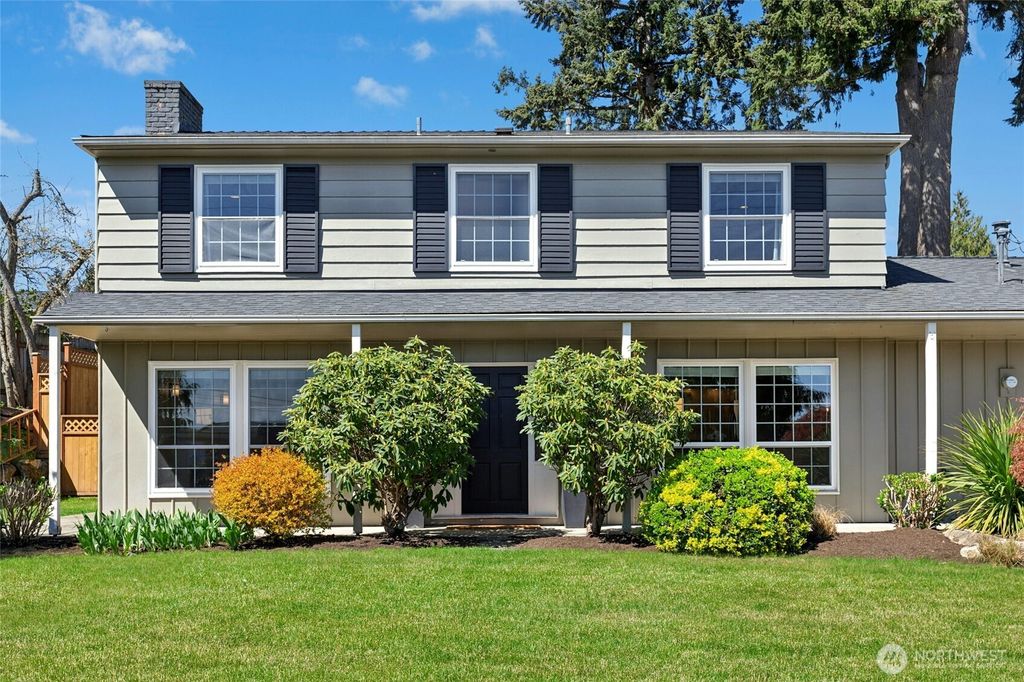 Photo of 17154 NE 5th Street, Bellevue, WA 98008 (MLS # 2505348)