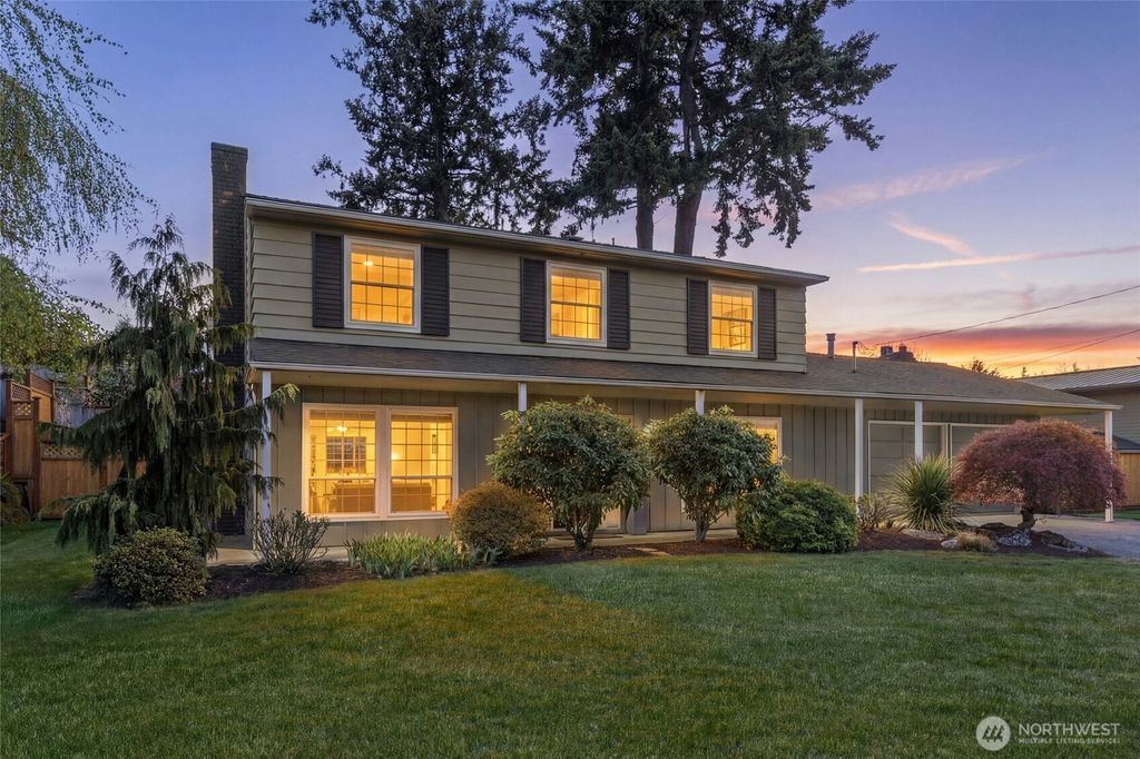 Photo of 17154 NE 5th Street, Bellevue, WA 98008 (MLS # 2505348)