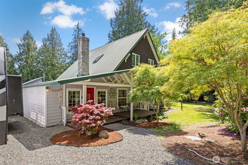 Photo of 21210 Jefferson Beach Road NE, Kingston, WA 98346 (MLS # 2391153)
