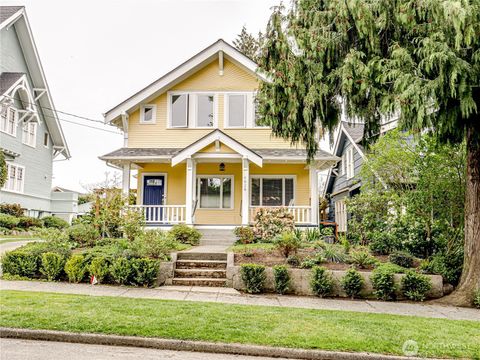 Photo of 4026 Burke Avenue N, Seattle, WA 98103 (MLS # 2510972)