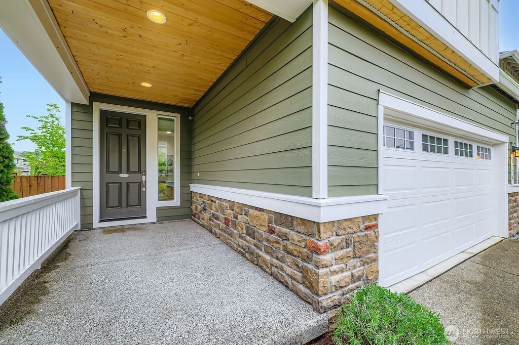 Photo of 3720 195th Place SE, Bothell, WA 98012 (MLS # 2393349)