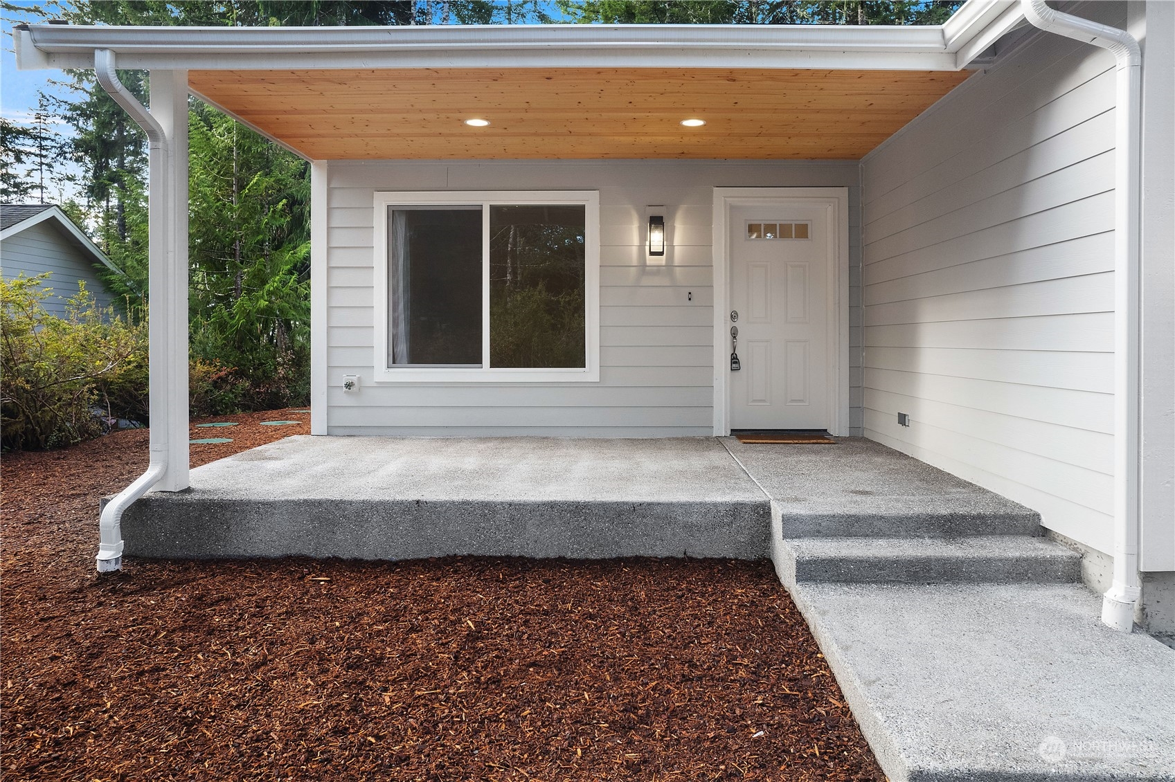 200 E Vine Maple Lane