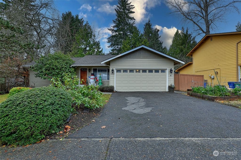 Photo of 10113 161st Place NE, Redmond, WA 98052 (MLS # 2317120)