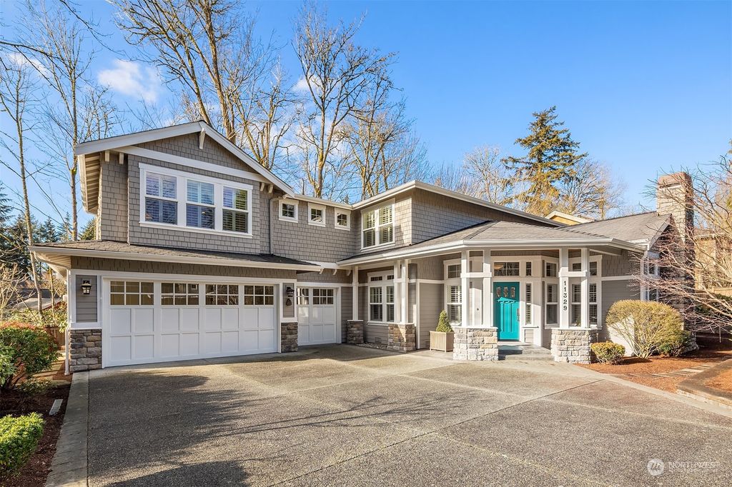 Photo of 11329 106th Avenue NE, Kirkland, WA 98033 (MLS # 2326403)