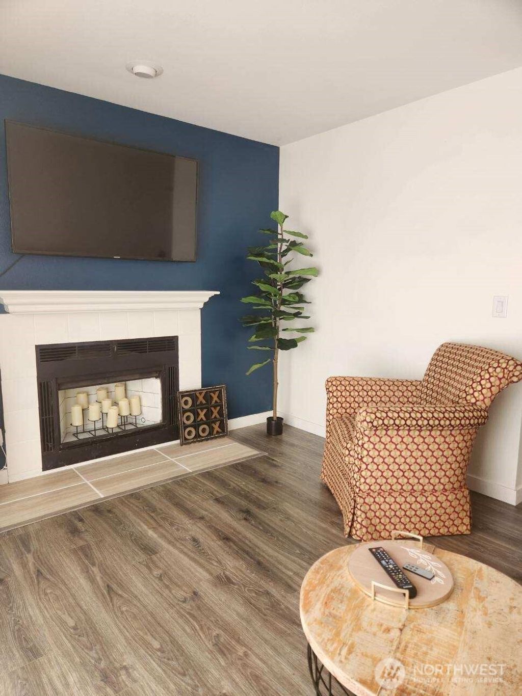 Photo of 1915 E Spruce Street #B, Seattle, WA 98122 (MLS # 2505698)