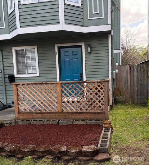 Photo of 1915 E Spruce Street #B, Seattle, WA 98122 (MLS # 2505698)