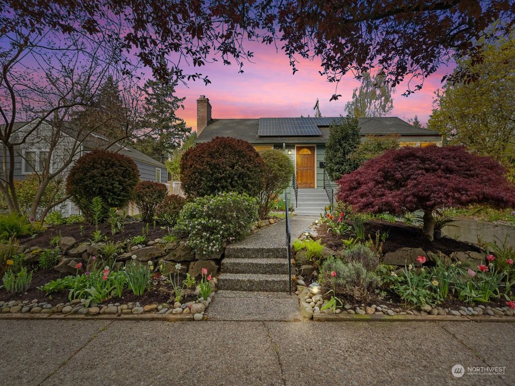 Photo of 8209 36th Avenue NE, Seattle, WA 98115 (MLS # 2225650)