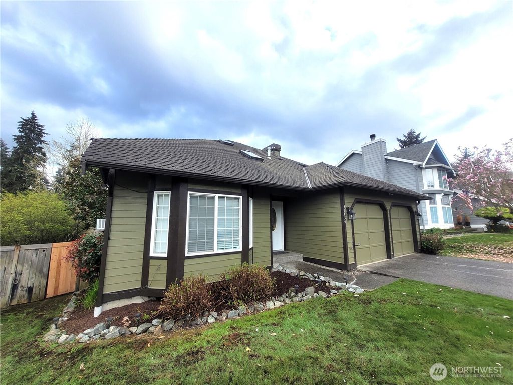 Photo of 37434 18th Ave Ave S, Federal Way, WA 98003 (MLS # 2509085)