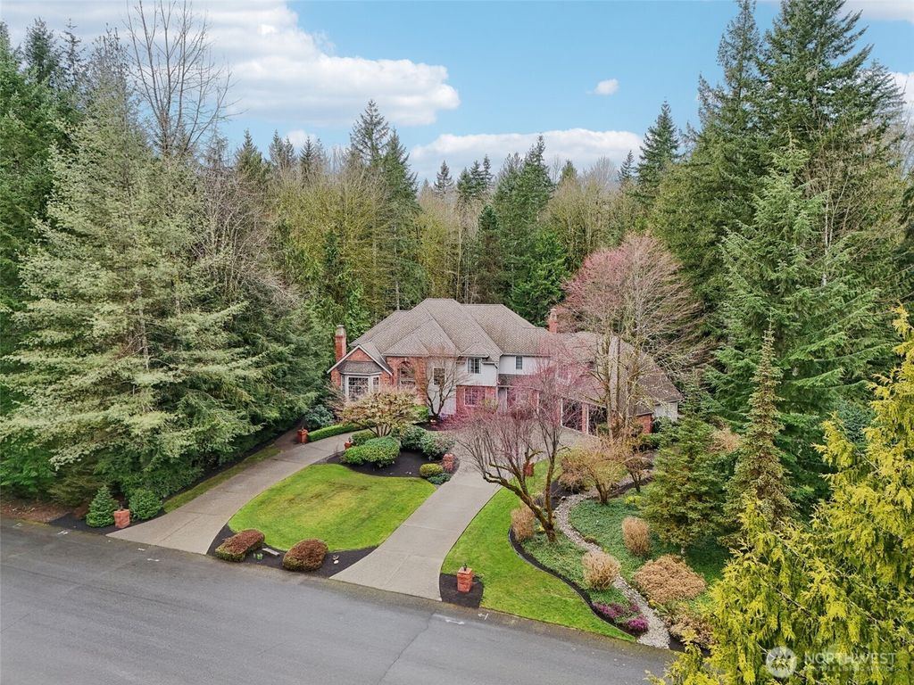 Photo of 19707 219th Avenue NE, Woodinville, WA 98077 (MLS # 2343325)