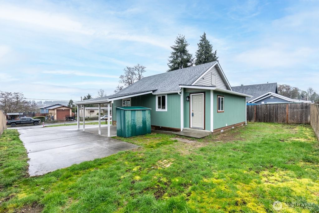 Photo of 645 Ellinor Avenue, Shelton, WA 98584 (MLS # 2479677)