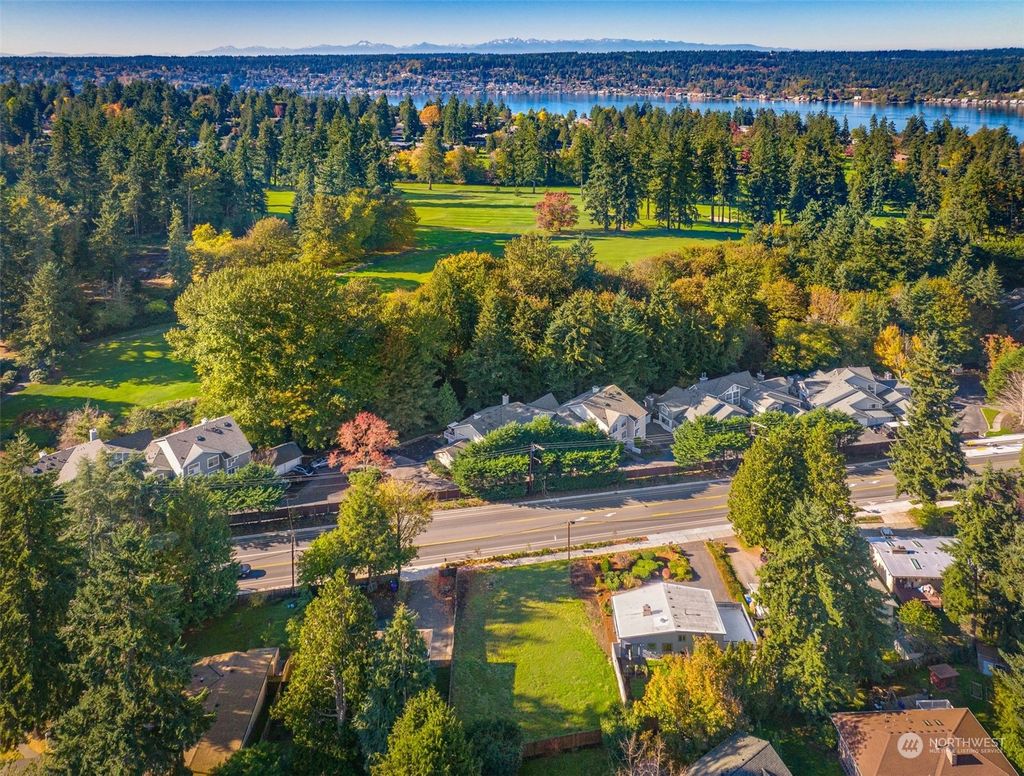 Photo of 0 Juanita Drive NE, Kenmore, WA 98028 (MLS # 2176361)