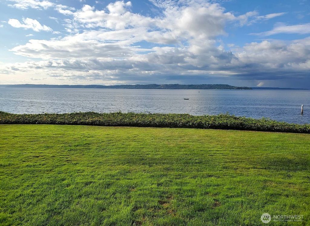 Photo of 28303 Sound View Drive S #102, Des Moines, WA 98198 (MLS # 2514030)