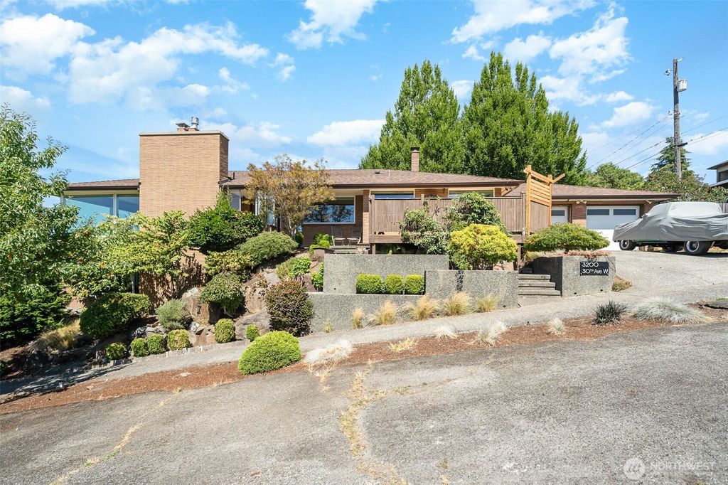 Photo of 3200 30th Avenue W, Seattle, WA 98199 (MLS # 2509002)