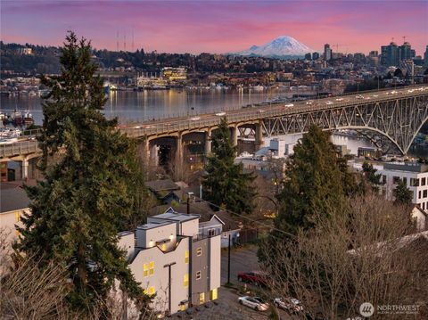 Photo of 724 N 36th Street, Seattle, WA 98103 (MLS # 2463432)