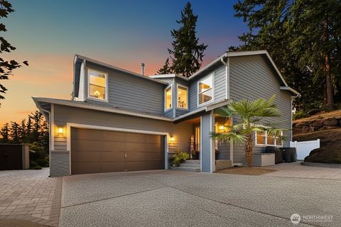 Photo of 12037 89th Place NE, Kirkland, WA 98034 (MLS # 2435375)