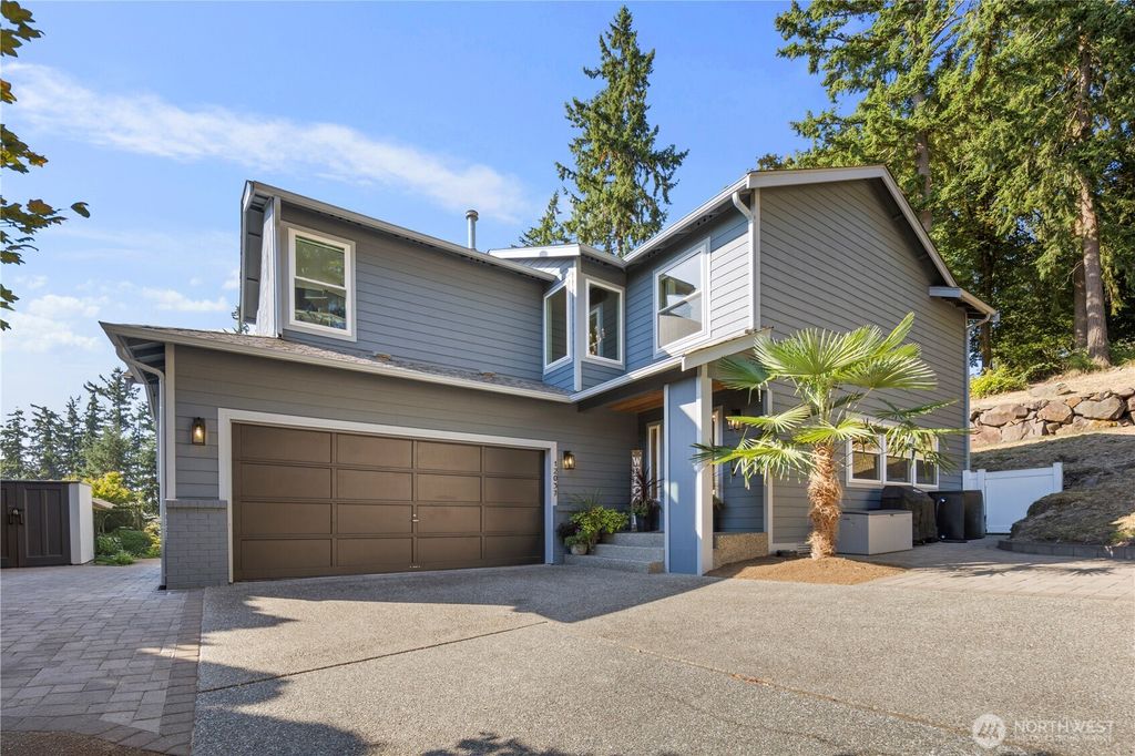 Photo of 12037 89th Place NE, Kirkland, WA 98034 (MLS # 2435375)
