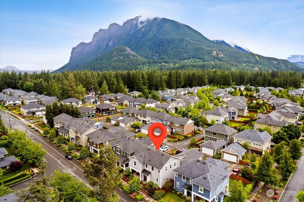 Photo of 1084 Maloney Grove Avenue SE, North Bend, WA 98045 (MLS # 2240977)