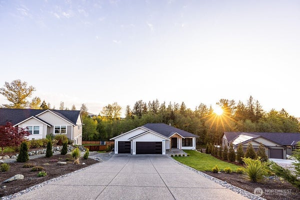 24026 DOLPHIN LN, MOUNT VERNON, WA 98274 - Image 30b830de8a3fe43572d30fc3e189e47c/1066687648