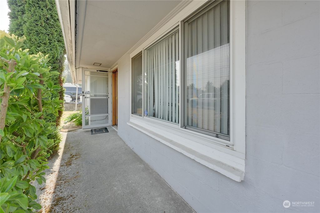 Photo of 12017 21st Avenue S, Burien, WA 98168 (MLS # 2005483)