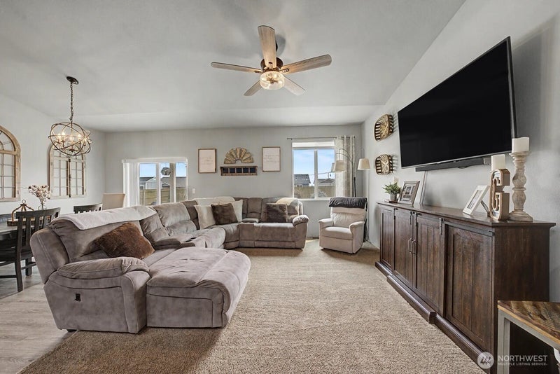 18 Linda Ridge Loop