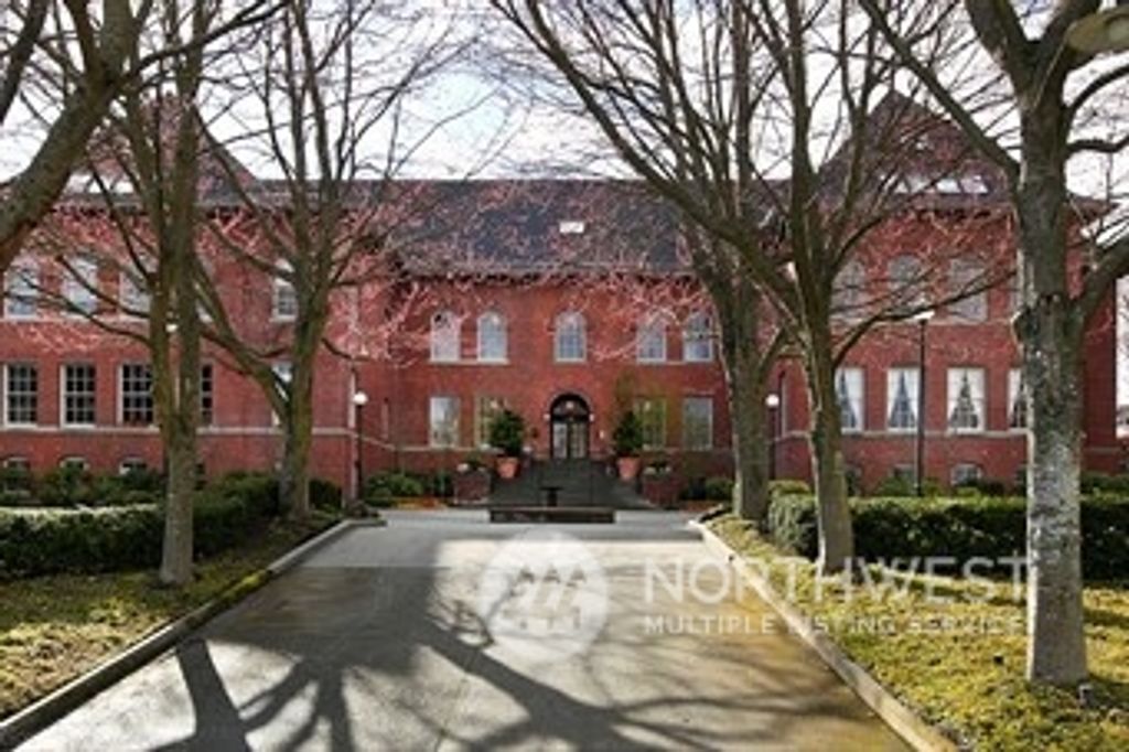 Photo of 1401 5th Ave W Ave #201, Seattle, WA 98119 (MLS # 2210202)