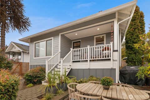 Photo of 5033 40th Avenue SW, Seattle, WA 98136 (MLS # 2439848)