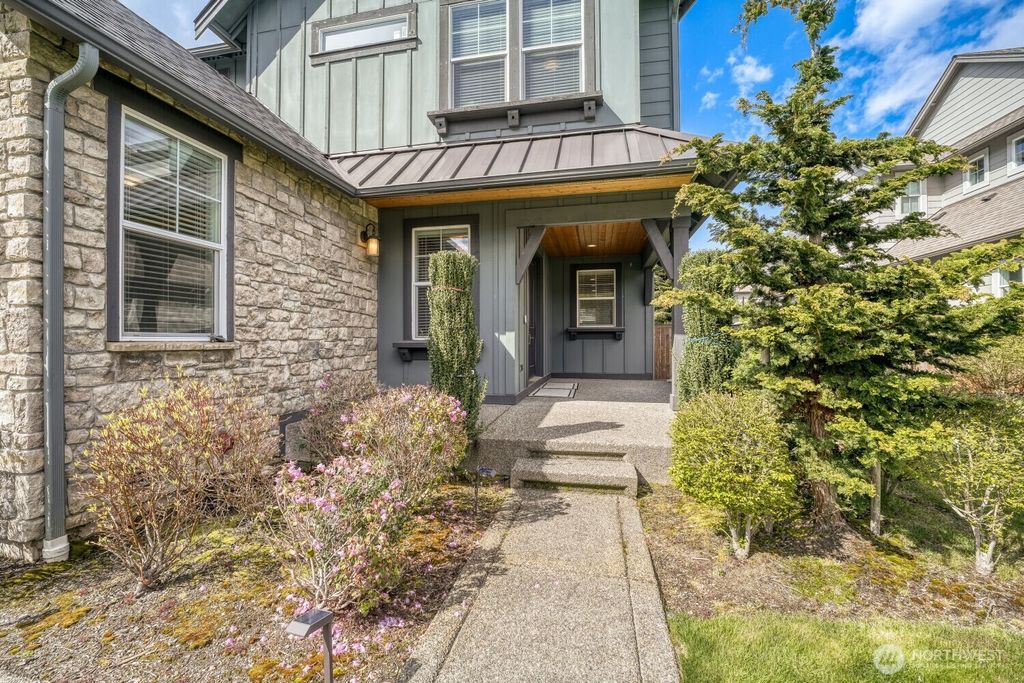 Photo of 1320 SE 16th Street, North Bend, WA 98045 (MLS # 2506471)