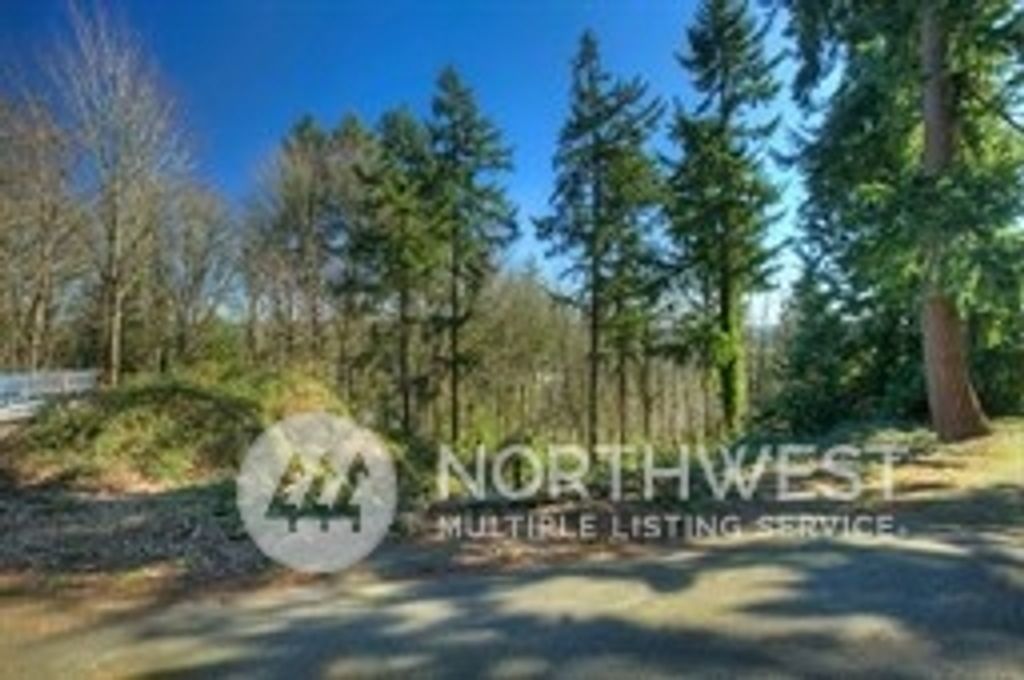 Photo of 13750 97TH Avenue NE, Kirkland, WA 98034 (MLS # 2164534)