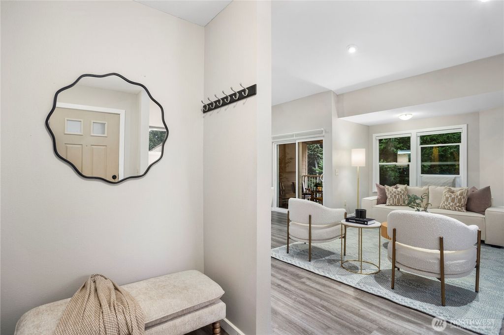 Photo of 14609 NE 40th Street #H4, Bellevue, WA 98007 (MLS # 2472401)