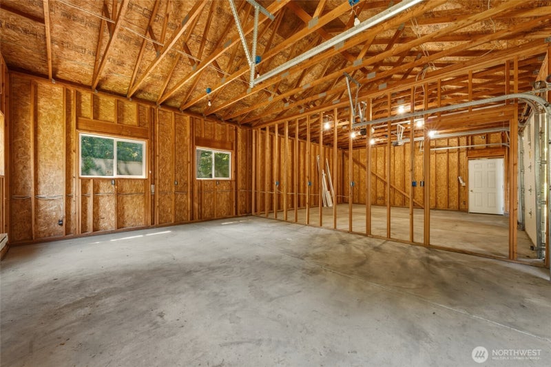 121 Chateau Lane