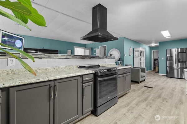 15708 81st Street E 131