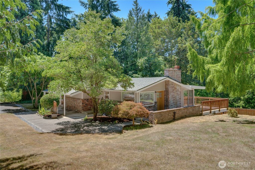 Photo of 2629 SW 308th Street, Federal Way, WA 98023 (MLS # 2555245)