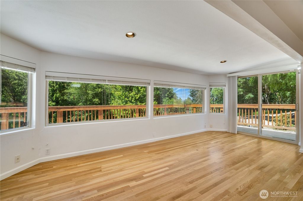 Photo of 2629 SW 308th Street, Federal Way, WA 98023 (MLS # 2555245)