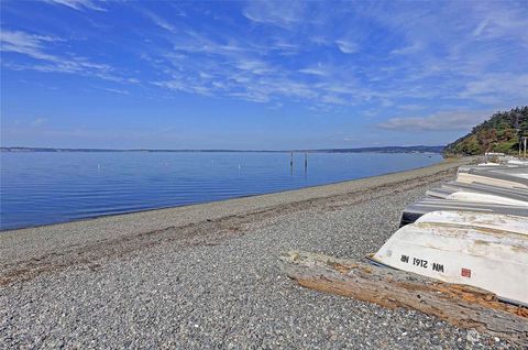 A home in Camano Island