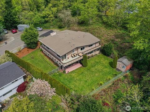 Photo of 1401 SW 137th Street, Burien, WA 98166 (MLS # 2510473)