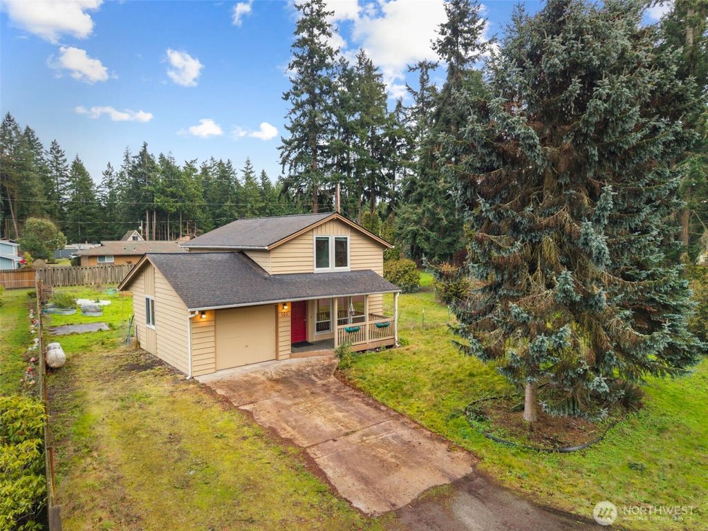 Photo of 101 D Street, Port Hadlock, WA 98339 (MLS # 2463181)