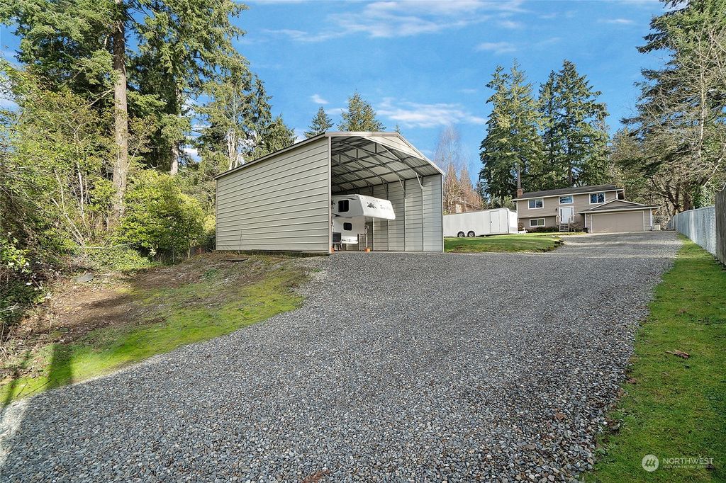 Photo of 33708 53rd Avenue S, Auburn, WA 98001 (MLS # 2028295)
