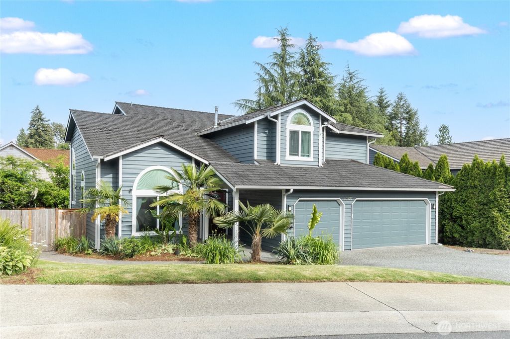 Photo of 10927 NE 157TH Street, Bothell, WA 98011 (MLS # 2538171)