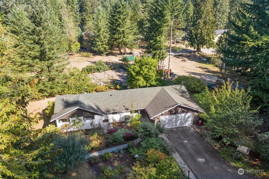 Photo of 1275 Stilson Avenue SE, North Bend, WA 98045 (MLS # 2003094)
