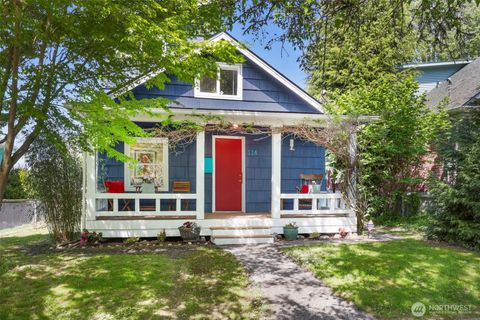 Photo of 114 N 84th Street, Seattle, WA 98103 (MLS # 2518448)