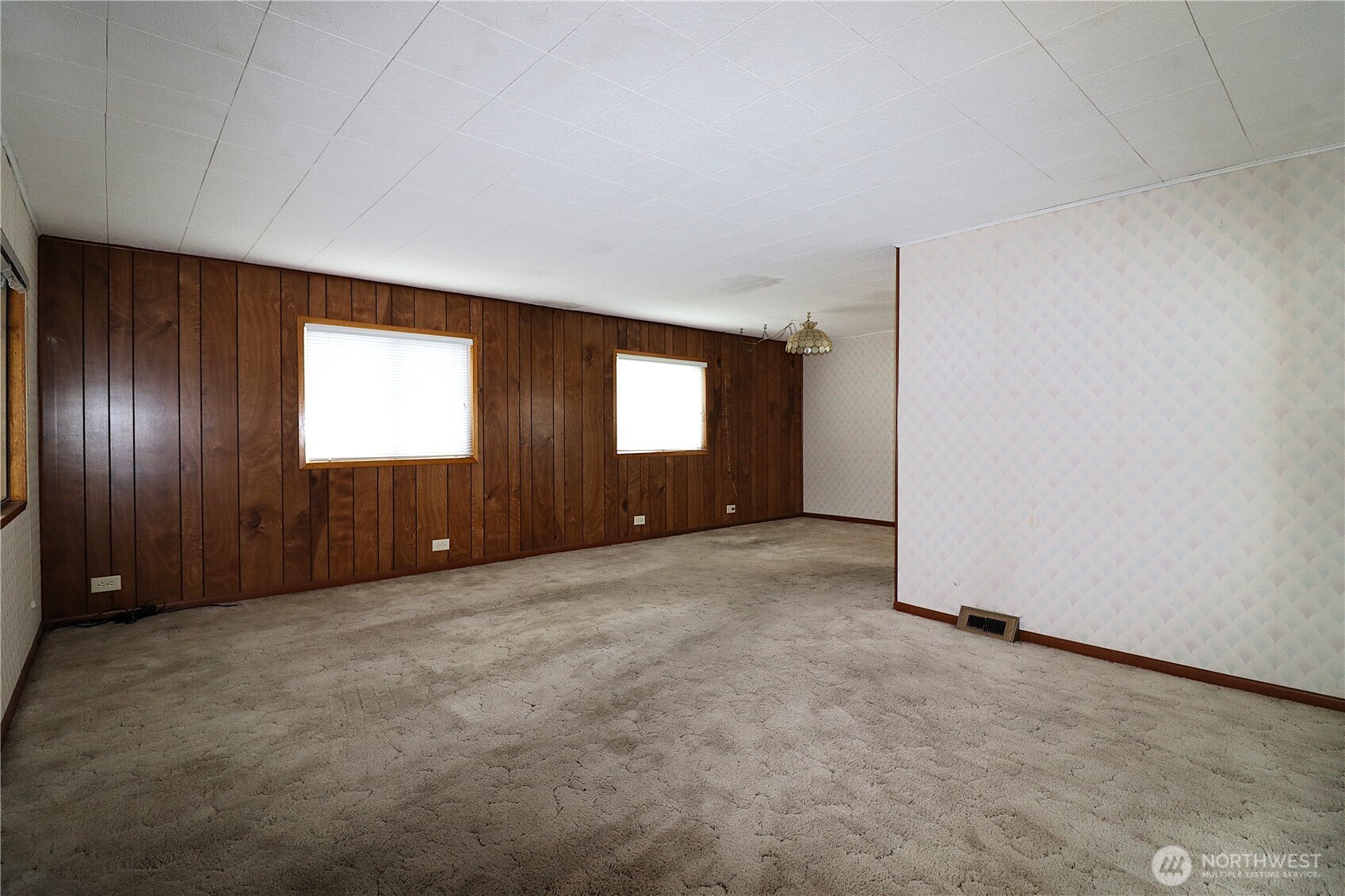 18305 35th Avenue S 357