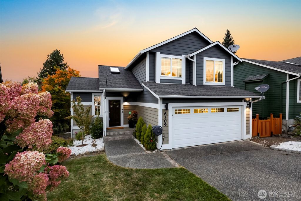 Photo of 6309 53rd Place NE, Marysville, WA 98270 (MLS # 2435544)