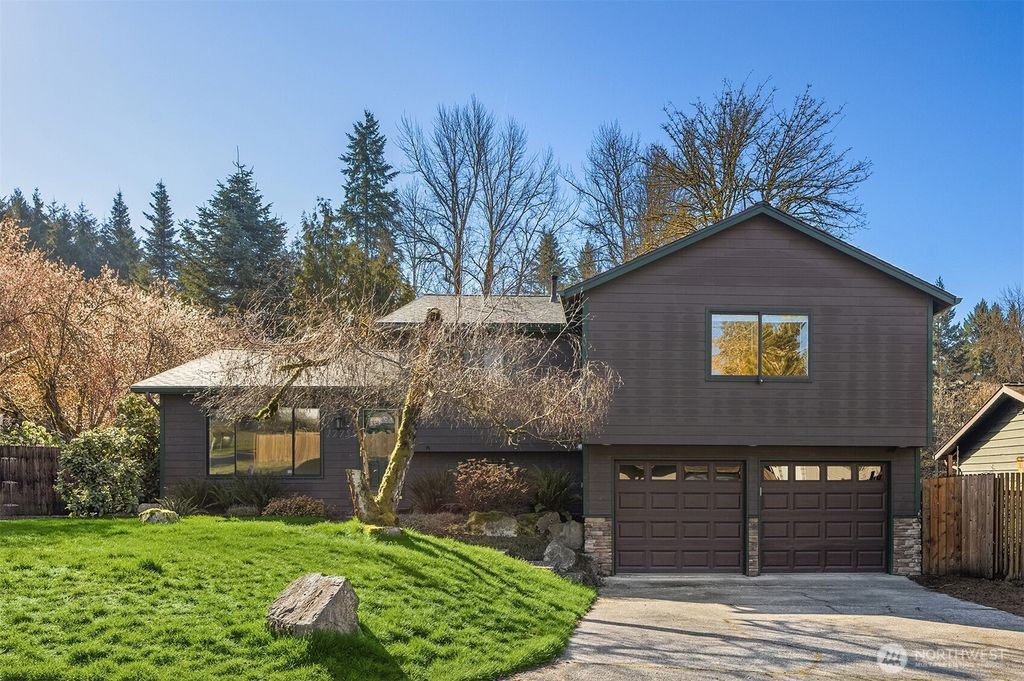 Photo of 12755 SE 191st Place, Renton, WA 98058 (MLS # 2486912)