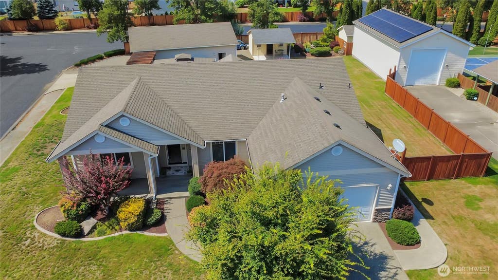 Photo of 13714 143rd Avenue E, Orting, WA 98360 (MLS # 2575042)