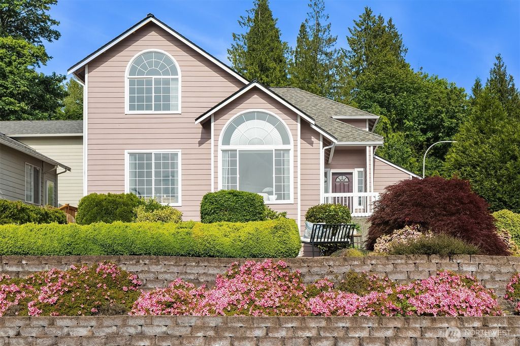 Photo of 3316 Main Avenue S, Renton, WA 98055 (MLS # 2387246)