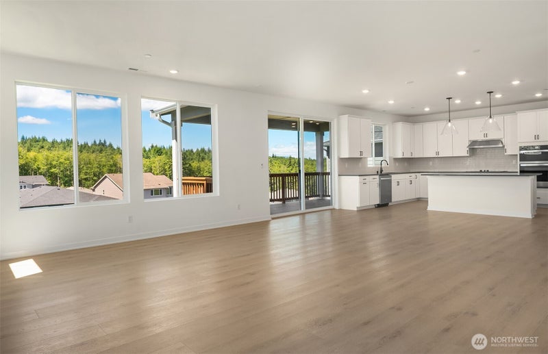 23491 Marinwood Circle NE 1012