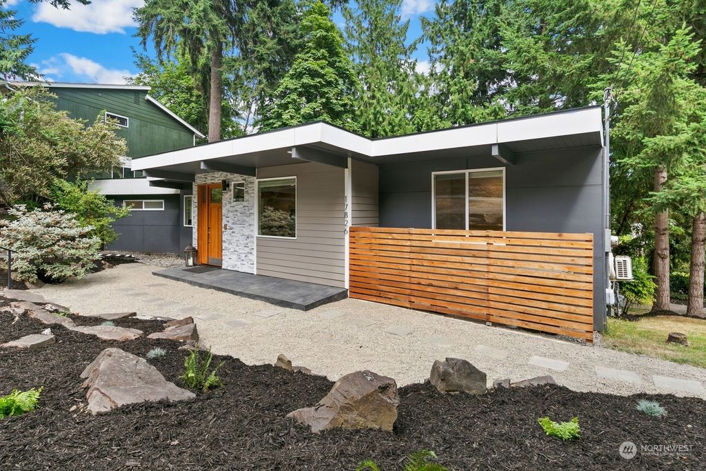 Photo of 17826 25th Avenue NE, Lake Forest Park, WA 98155 (MLS # 2203190)