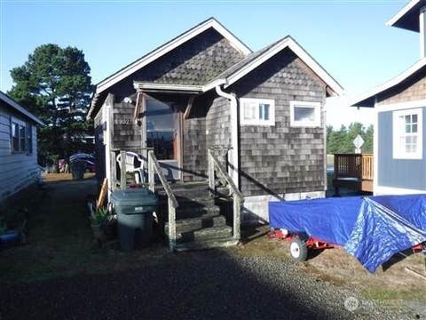 Photo of 1002 Ocean Beach Blvd. BLVD S, Long Beach, WA 98631 (MLS # 2563242)