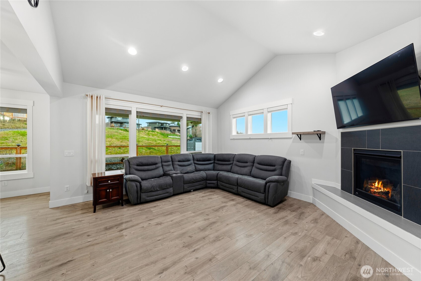 5612 Clearview Drive