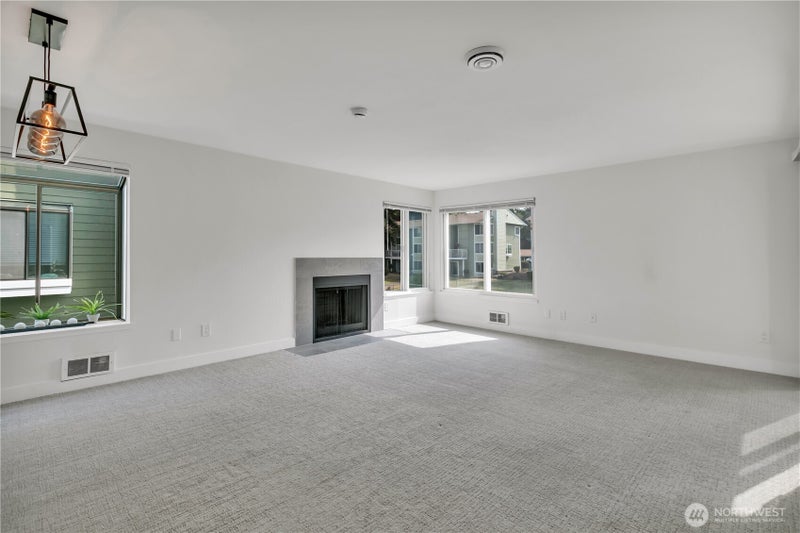 22240 24th Avenue S E38